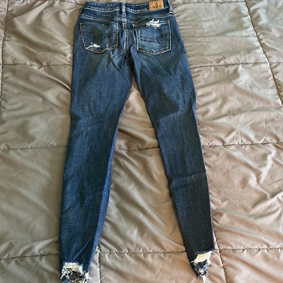 American Eagle Distressed Jeans - Picture 2 of 7